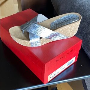 Brand new Donald J Pliner shoes size 6.5M